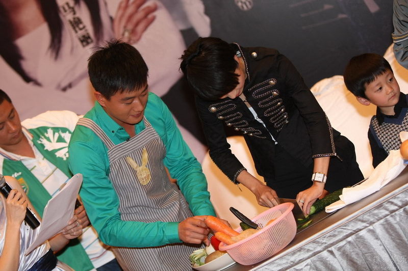 http://www.mshishang.net/pics/default/download/9c5d4f180f7333fe4834575d5afff0bc.jpg