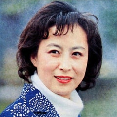 朱曼芳 
