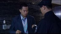 刷卡引发警报引来众多保安
