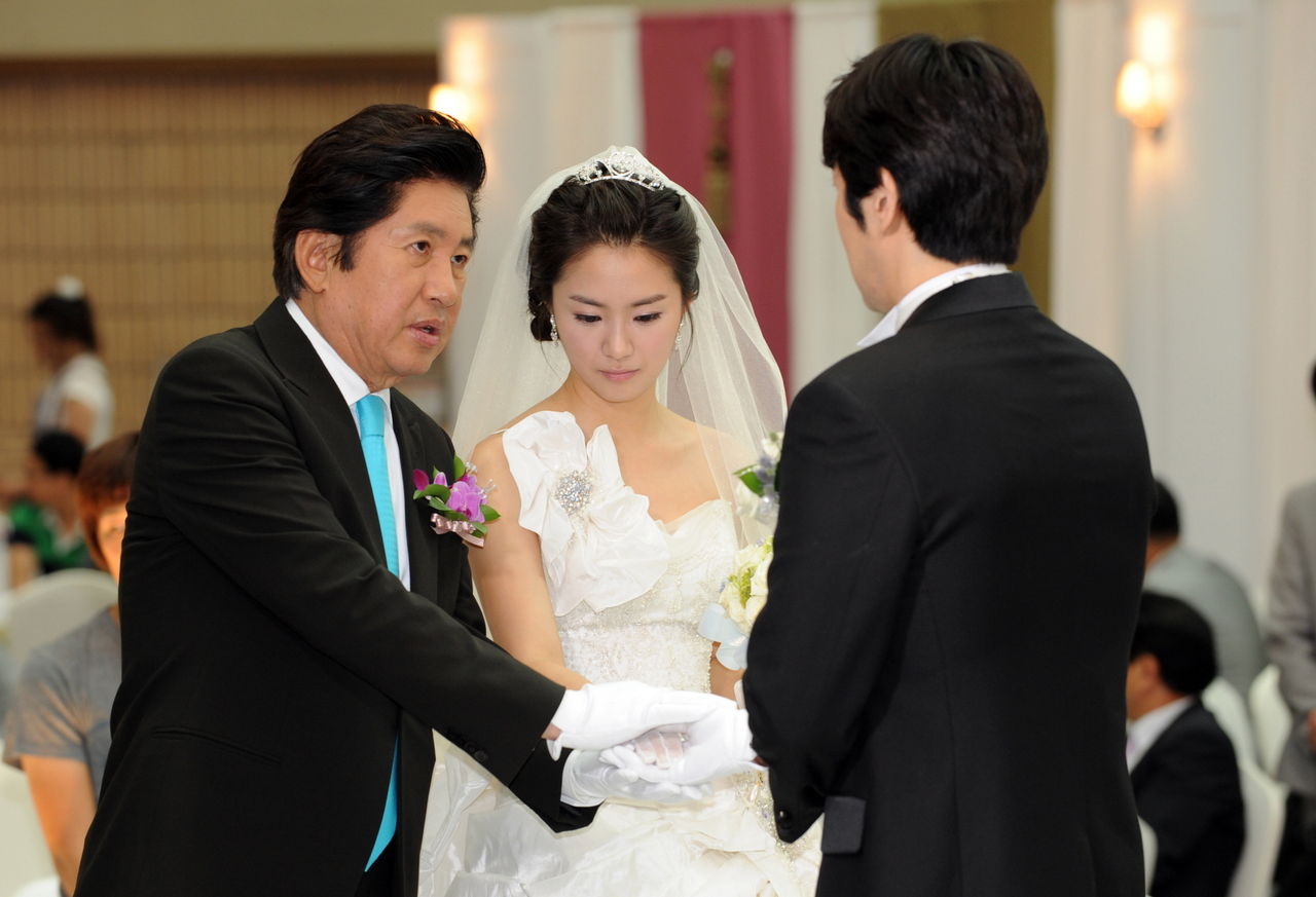 http://www.mshishang.net/pics/default/download/c24a847a1dea819bce4593d085072bb5.jpg