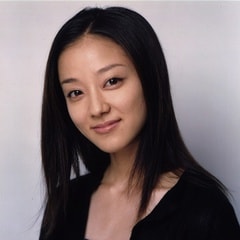 中越典子