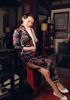 杨静