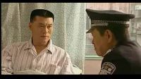 公安局长贪污被黑社会老大抓有把柄，以此威胁局长做违法的事情！