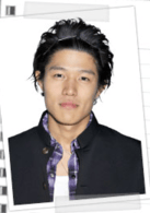 铃木亮平