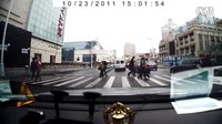 行车记录仪-雨天行车