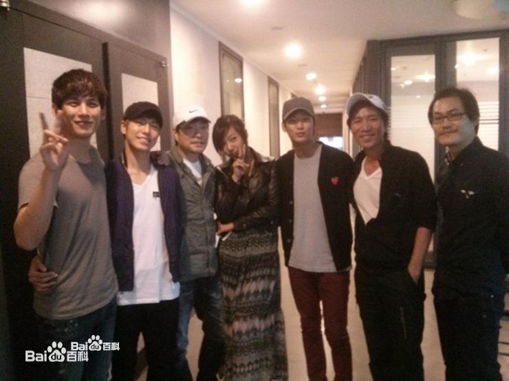 http://www.mshishang.net/pics/star/pic/01dcaf98a927854bf4286e9134104148.jpg