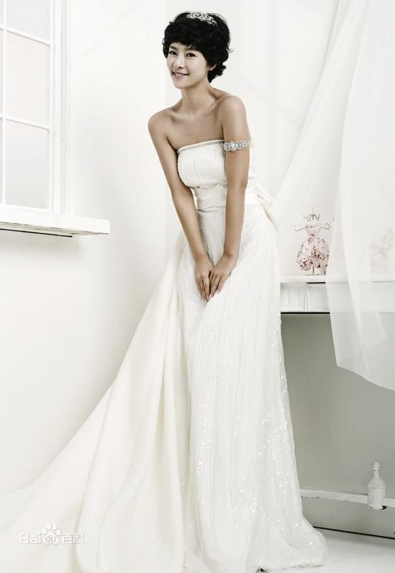 http://www.mshishang.net/pics/star/pic/1bdb62b2316ff5f58058882100115137.jpg