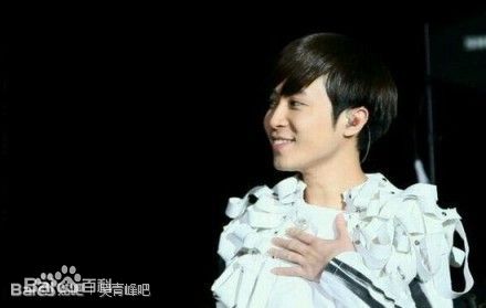 http://www.mshishang.net/pics/star/pic/214f3d8158438630d347f177ac5f8e05.jpg