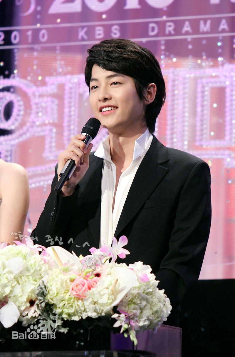 http://www.mshishang.net/pics/star/pic/342b2f2a903bce332ab20992523b4f82.jpg