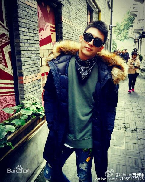 http://www.mshishang.net/pics/star/pic/40d502fb2198953ba1d142ddb175e3b8.jpg
