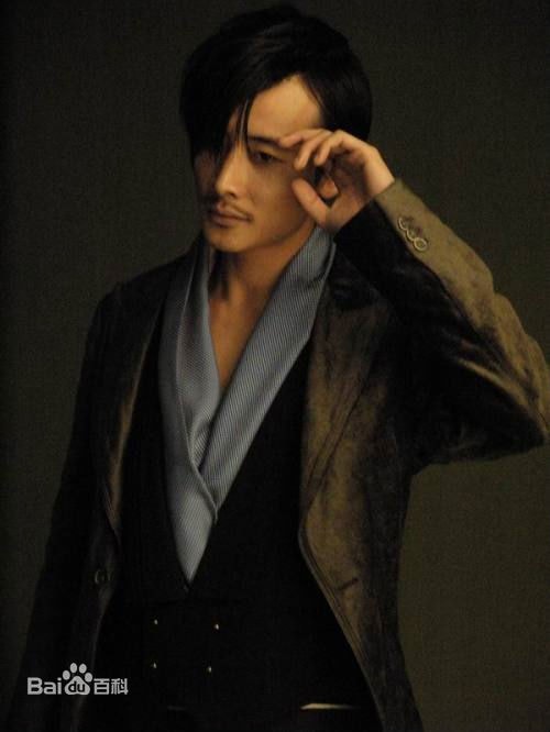 http://www.mshishang.net/pics/star/pic/41769239ca5c561574e4e26a53faae27.jpg