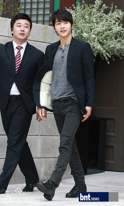 http://www.mshishang.net/pics/star/pic/465eddeb0526a7949a01767f5c8db12d.jpg