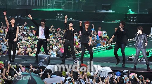 http://www.mshishang.net/pics/star/pic/48050cc923481d9bf5977266046de3ef.jpg