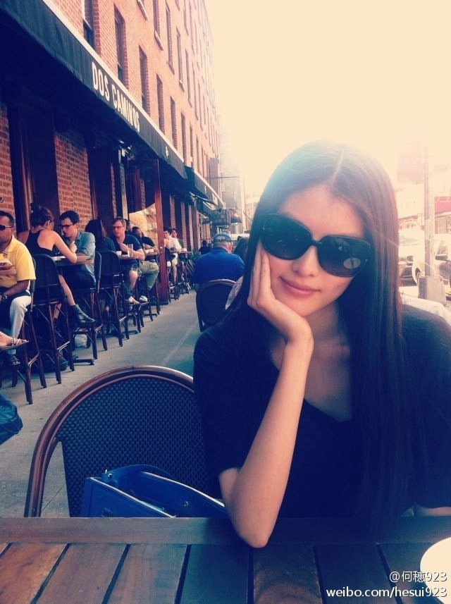 http://www.mshishang.net/pics/star/pic/4ad65a89241921251e5c8359182e8542.jpg