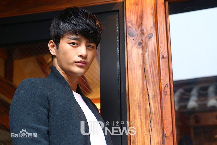 http://www.mshishang.net/pics/star/pic/52b34834e7de9997ac9ef2988deed06a.jpg