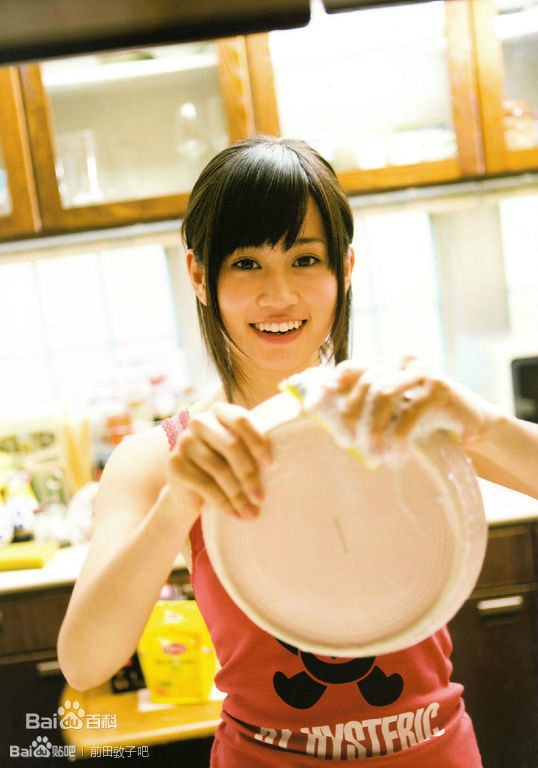 http://www.mshishang.net/pics/star/pic/6aa22c675e356d9db06daa30906fb63b.jpg