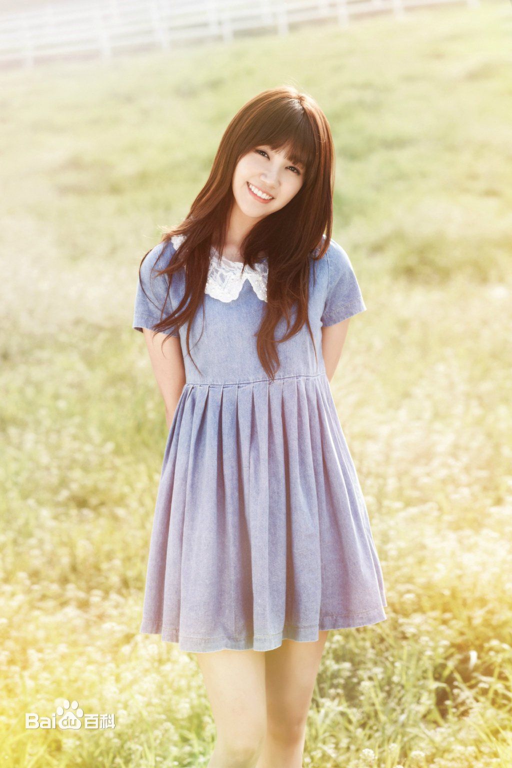 http://www.mshishang.net/pics/star/pic/706f93036e67428b229fda12084ccbf0.jpg