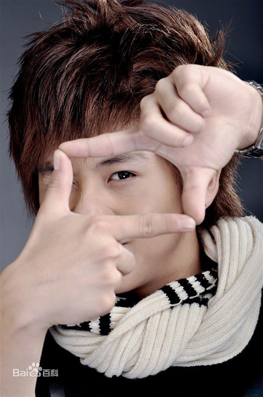 http://www.mshishang.net/pics/star/pic/7091afef4a4d7f84b495bba25f2187bb.jpg
