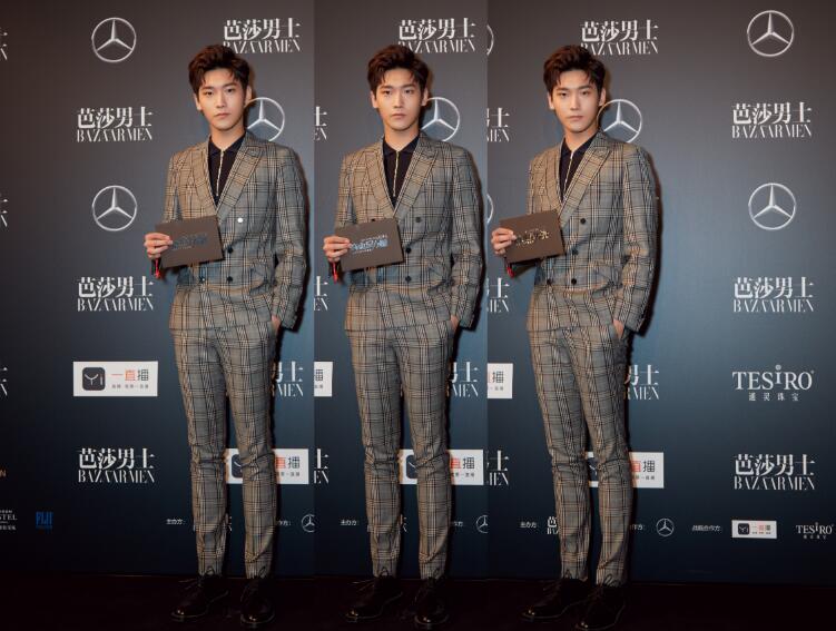 http://www.mshishang.net/pics/star/pic/7157/7eded90caed675a5b7edfc6121f1.jpg