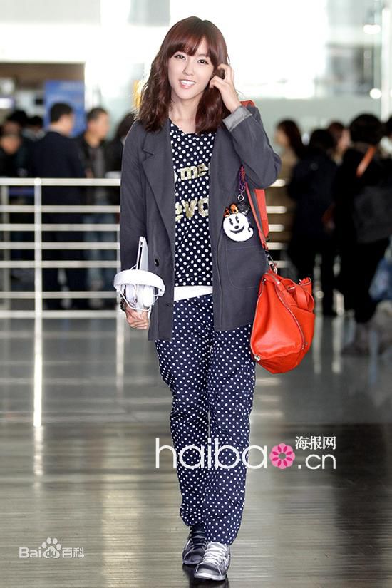 http://www.mshishang.net/pics/star/pic/725c2d875eff4bfe57e84a0180d09254.jpg