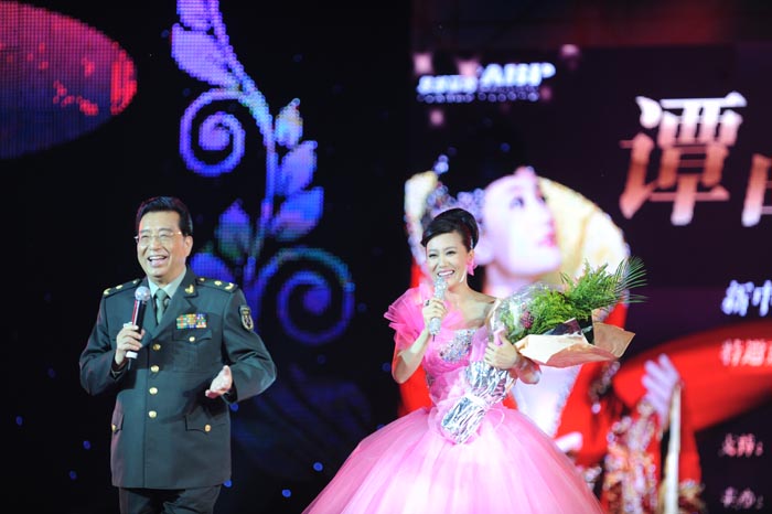 http://www.mshishang.net/pics/star/pic/7b7c6abc8084c89cb49a38295a90eb67.jpg