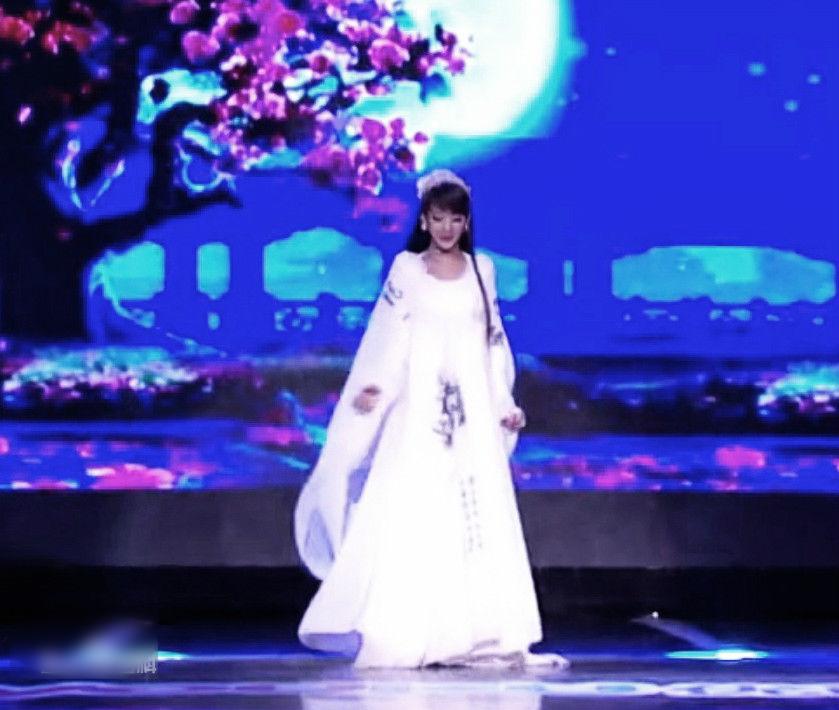 http://www.mshishang.net/pics/star/pic/848b432a12a2115f11bd18b1b1b71cb7.jpg
