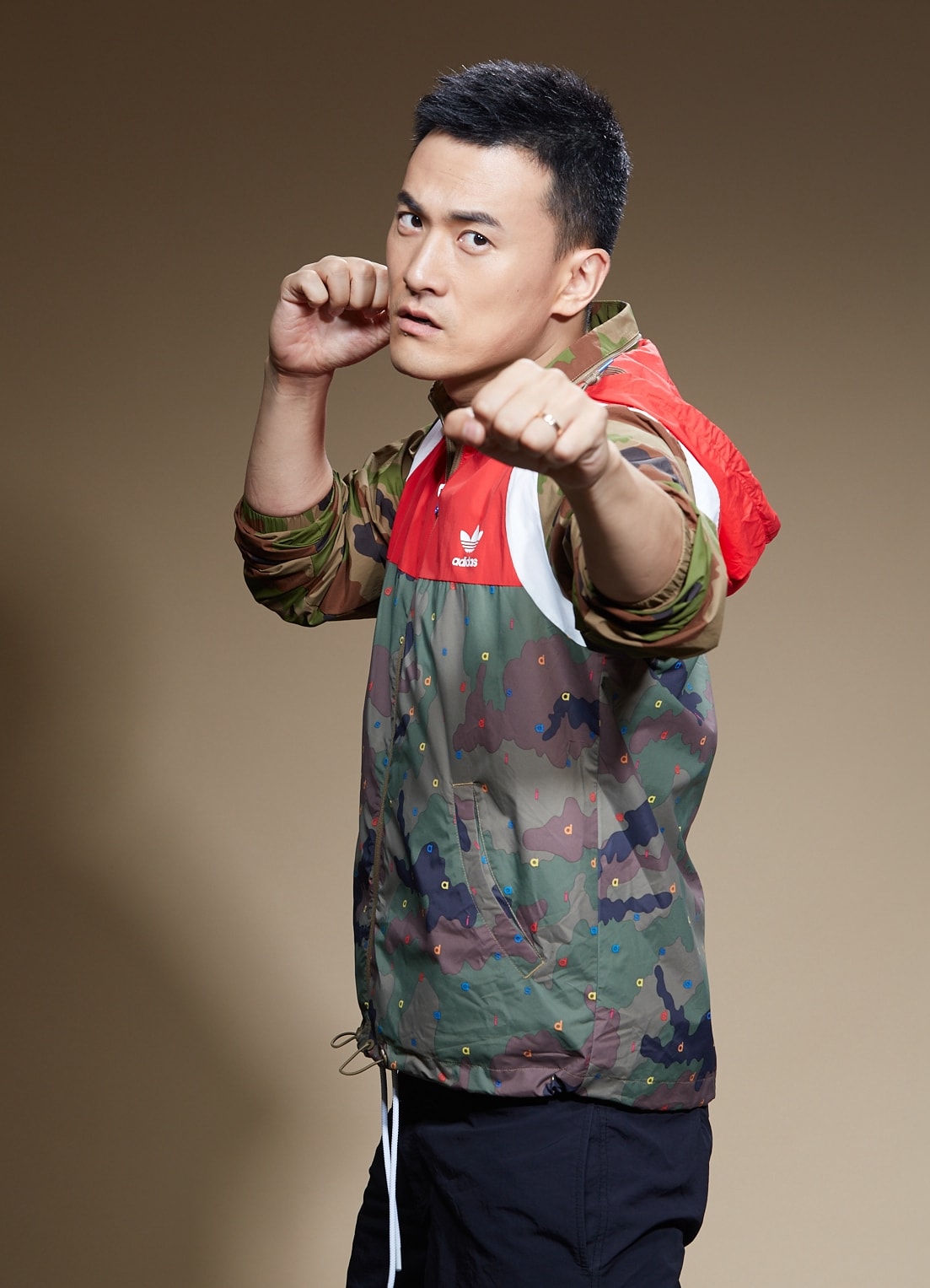 http://www.mshishang.net/pics/star/pic/87f02b294e367f5504c76e72fefd31b8.jpg