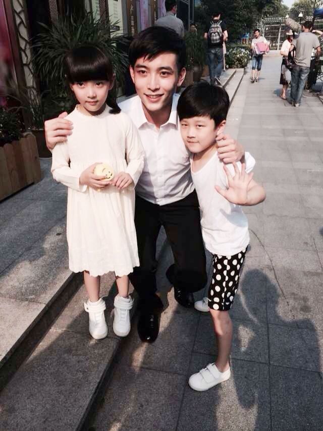 http://www.mshishang.net/pics/star/pic/ab9f568a047bbd1e1043cb8ccc37547e.jpg