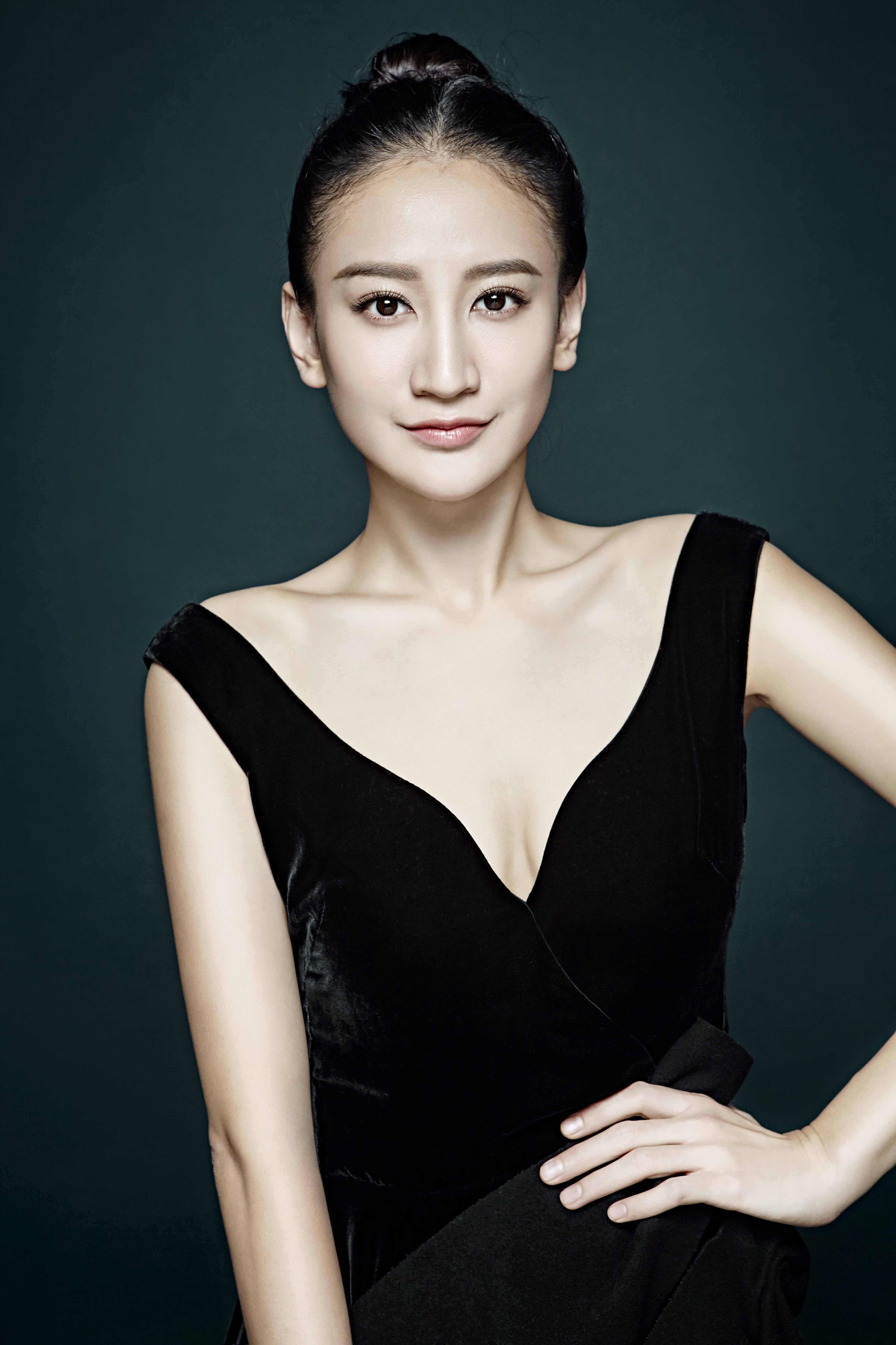 http://www.mshishang.net/pics/star/pic/dda7b2de9523408134ef4c4751ee70c1.jpg