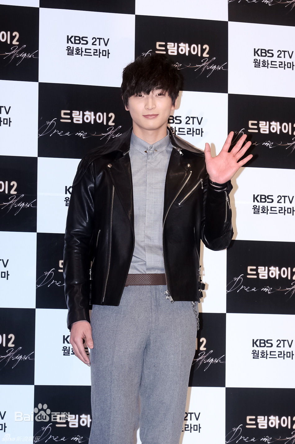 http://www.mshishang.net/pics/star/pic/e92e0082dea104b908953e6ac5fe3451.jpg